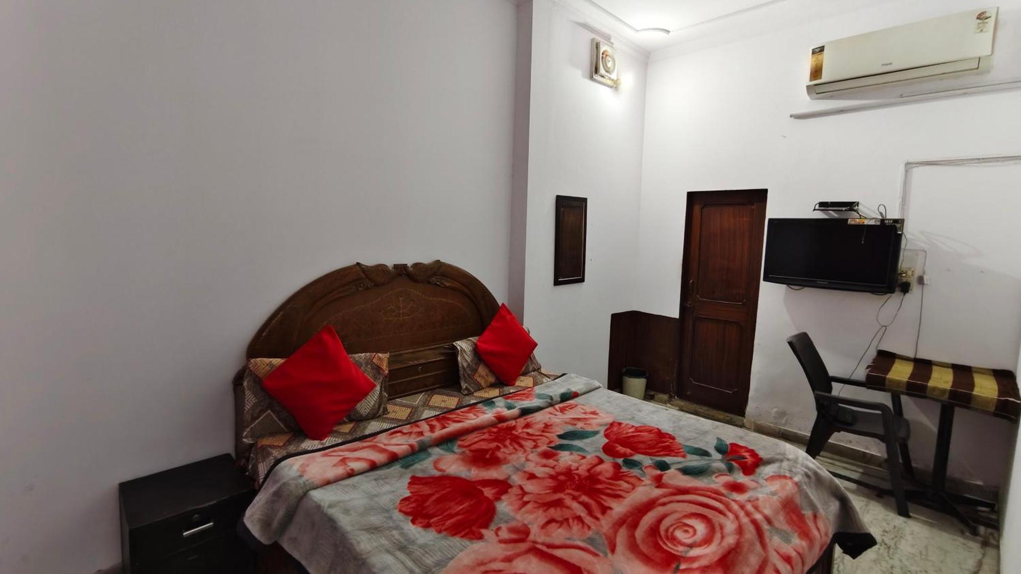 Rajdhani Guest House Faridabad Eksteriør bilde