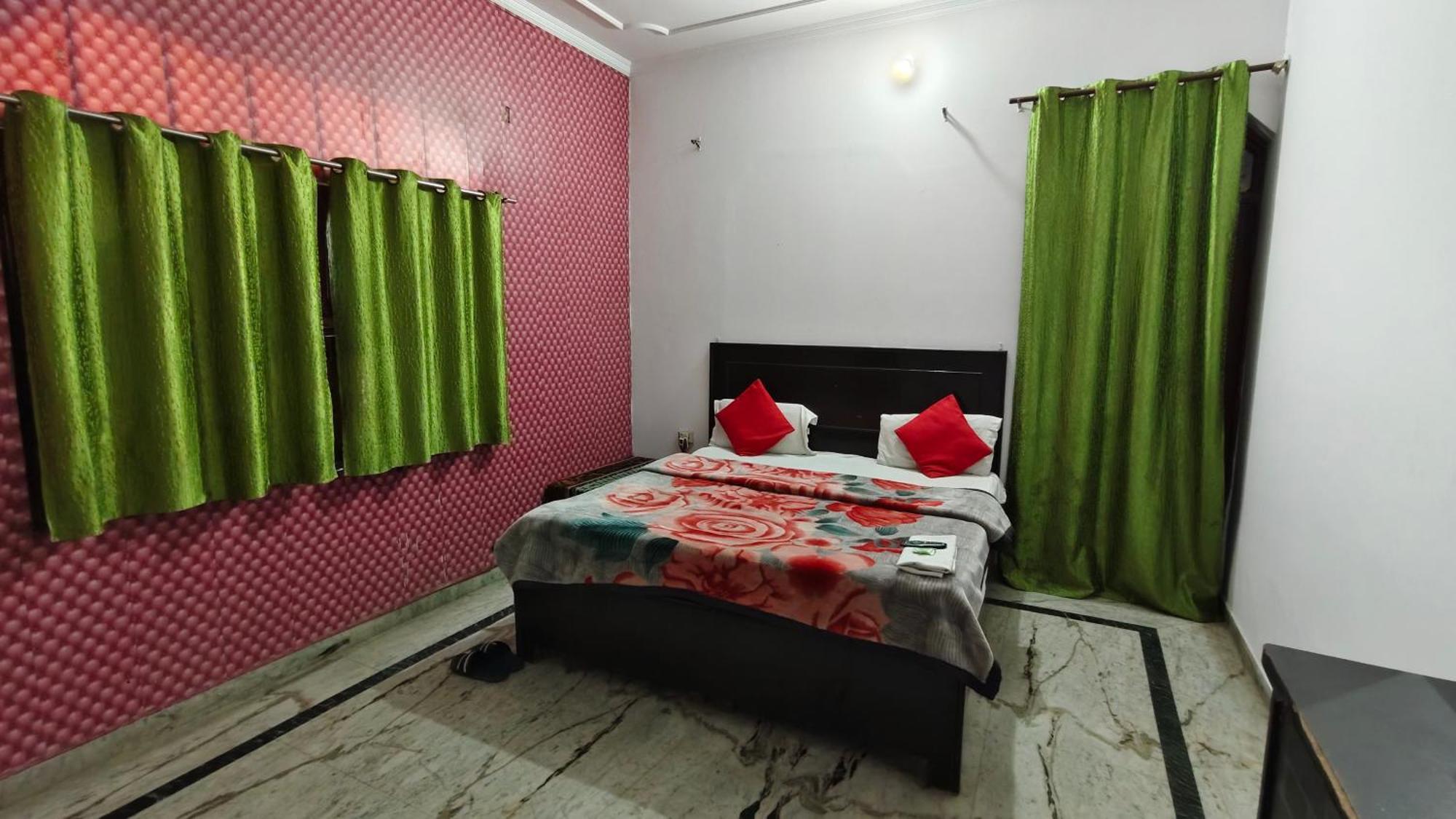 Rajdhani Guest House Faridabad Eksteriør bilde