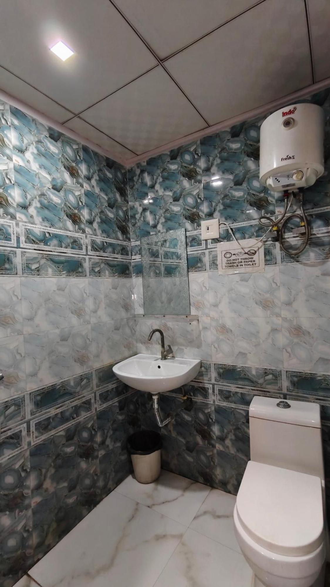 Rajdhani Guest House Faridabad Eksteriør bilde