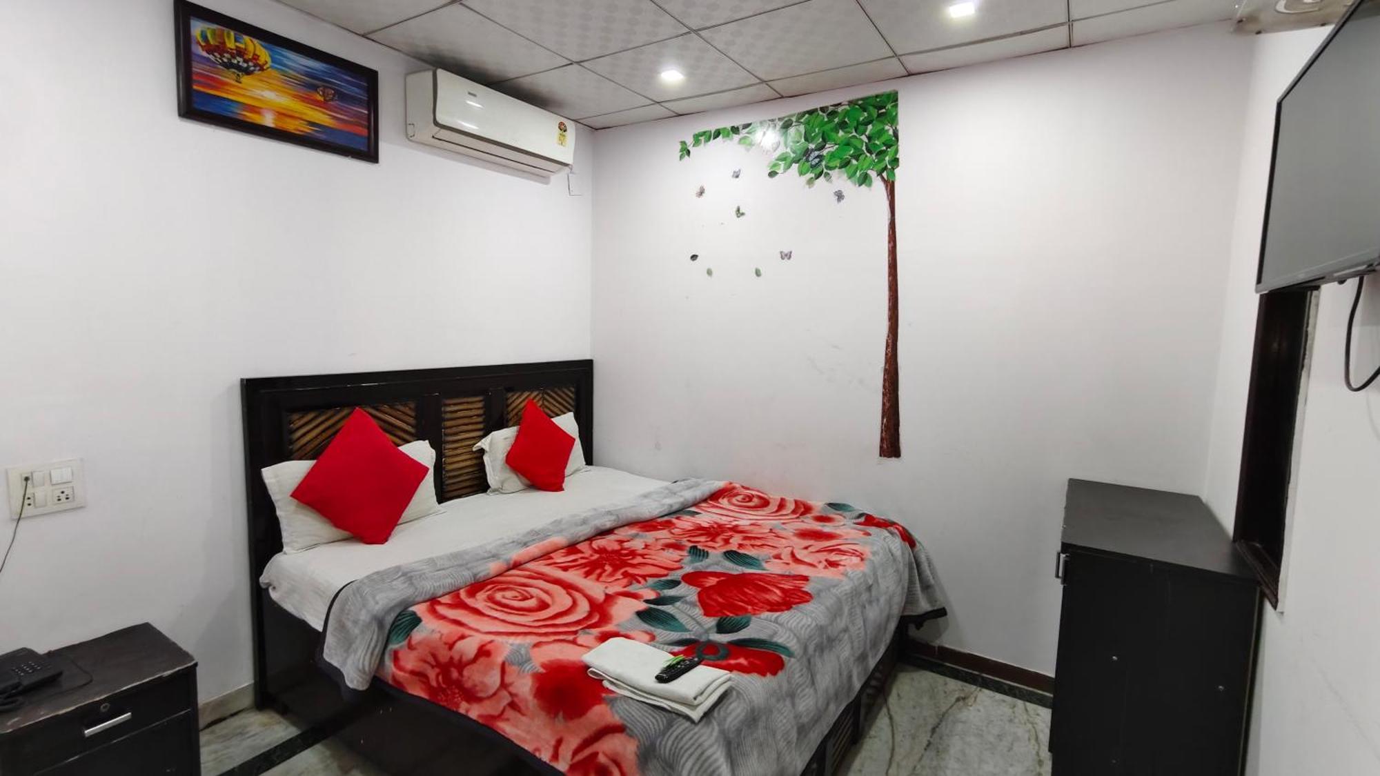 Rajdhani Guest House Faridabad Eksteriør bilde
